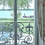 Chateau Grattequina فندق 4*