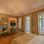 Chateau Grattequina بلانكفور