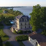 Chateau Grattequina 4* بلانكفور