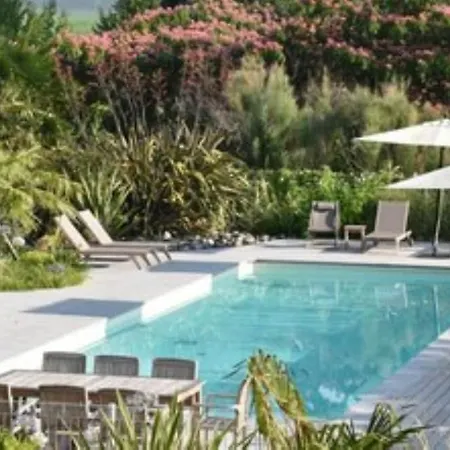 Chateau Grattequina 4*
