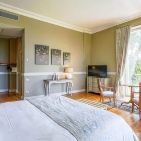 Hotel Chateau Grattequina