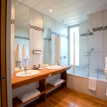 Chateau Grattequina Hotel