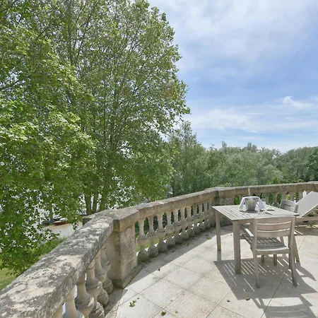 Chateau Grattequina Hotel Blanquefort (Gironde)