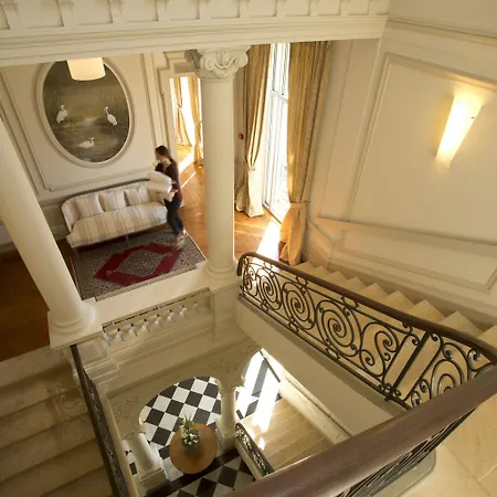Chateau Grattequina Hotel Blanquefort (Gironde)