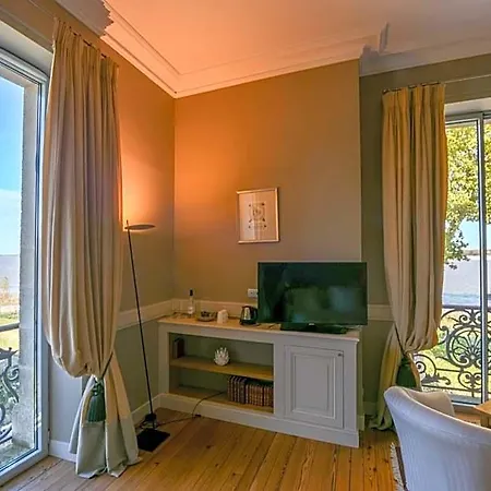 Chateau Grattequina Hotel Blanquefort (Gironde)
