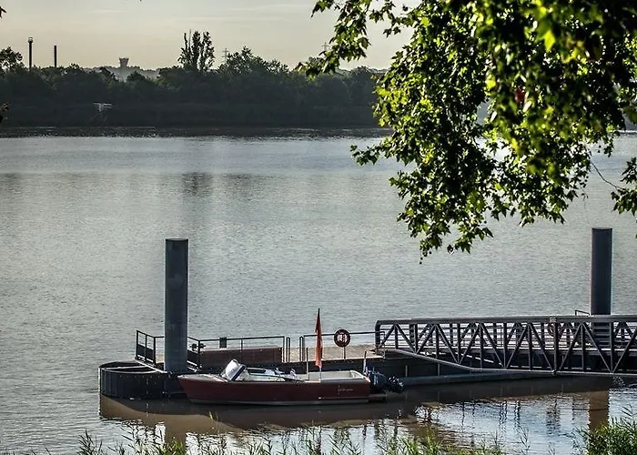 Hotel Château Grattequina Blanquefort (Gironde)