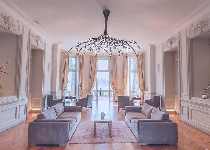 Hotel Château Grattequina 4*